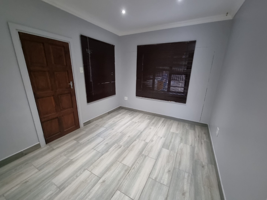 4 Bedroom Property for Sale in Bethlehem Free State